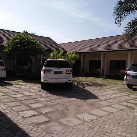 Deka Homestay Mataram Exteriör bild