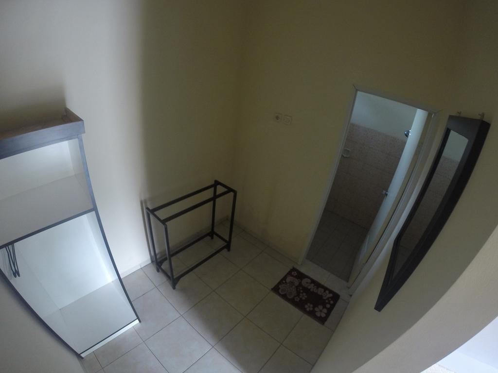 Deka Homestay Mataram Exteriör bild