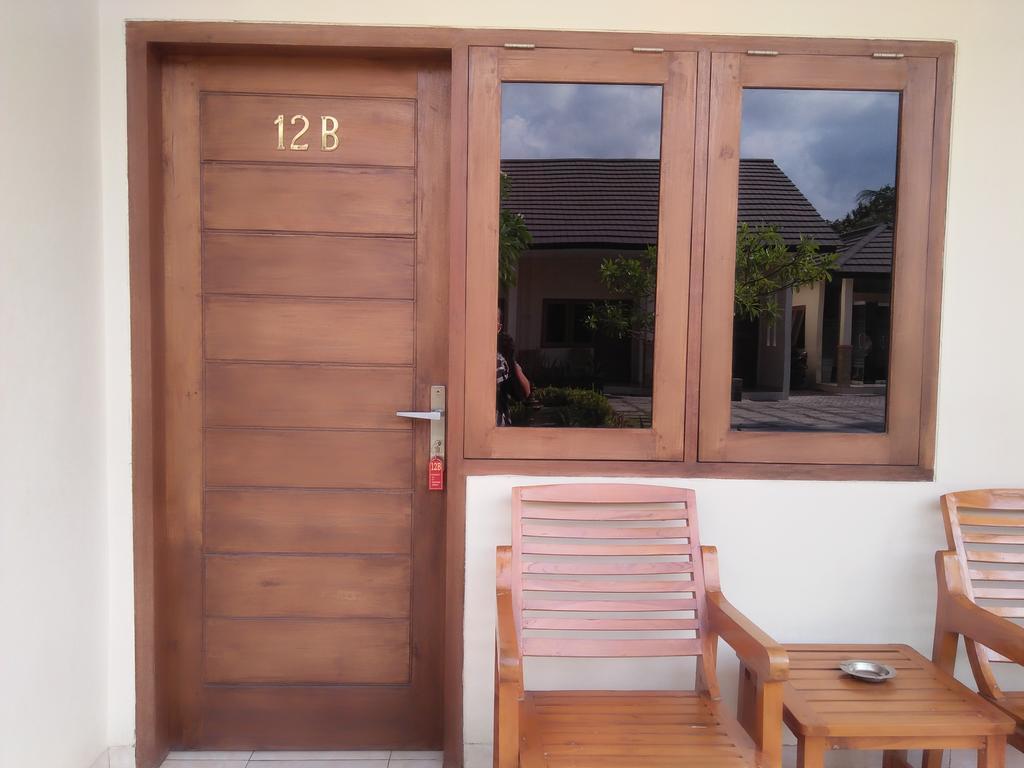 Deka Homestay Mataram Exteriör bild