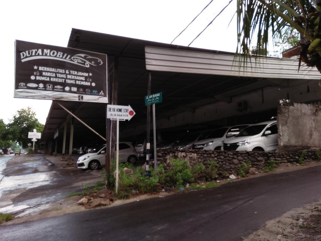 Deka Homestay Mataram Exteriör bild